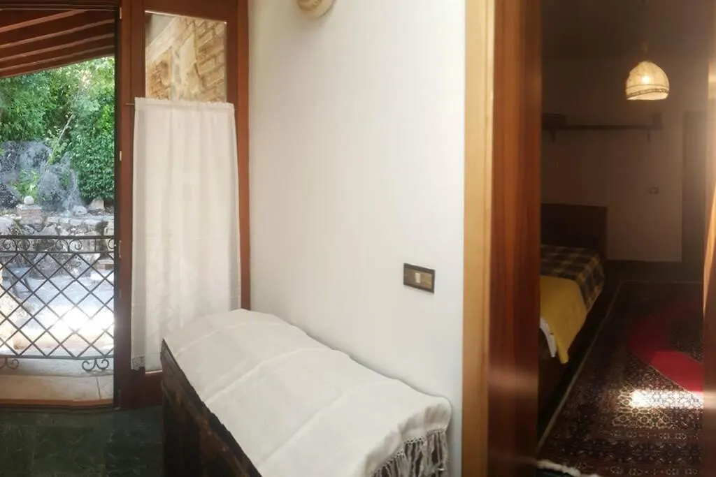 Villa Nel Verde Ai Ronchi, Gavardo. 0*, Gavardo Italy