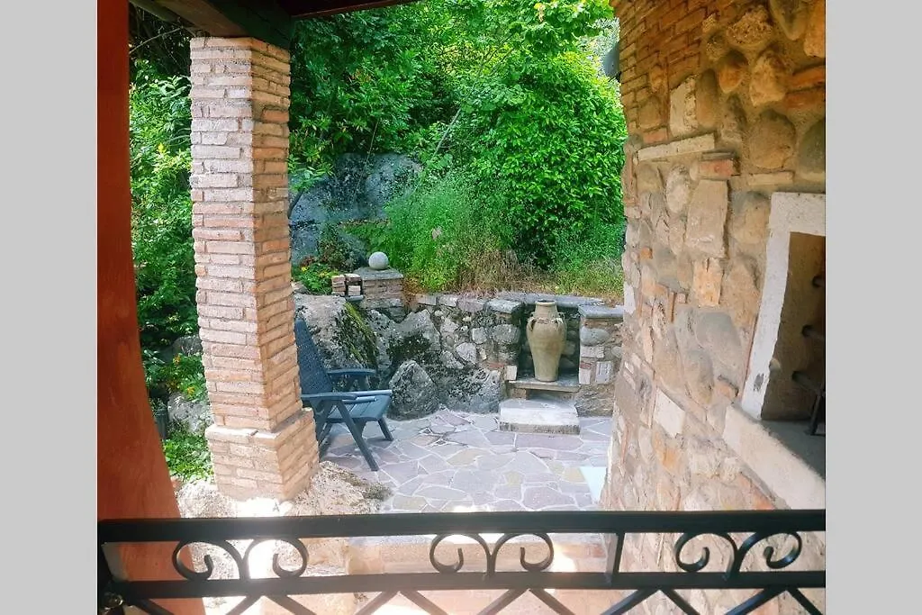 Villa Nel Verde Ai Ronchi, Gavardo. 0*, Gavardo