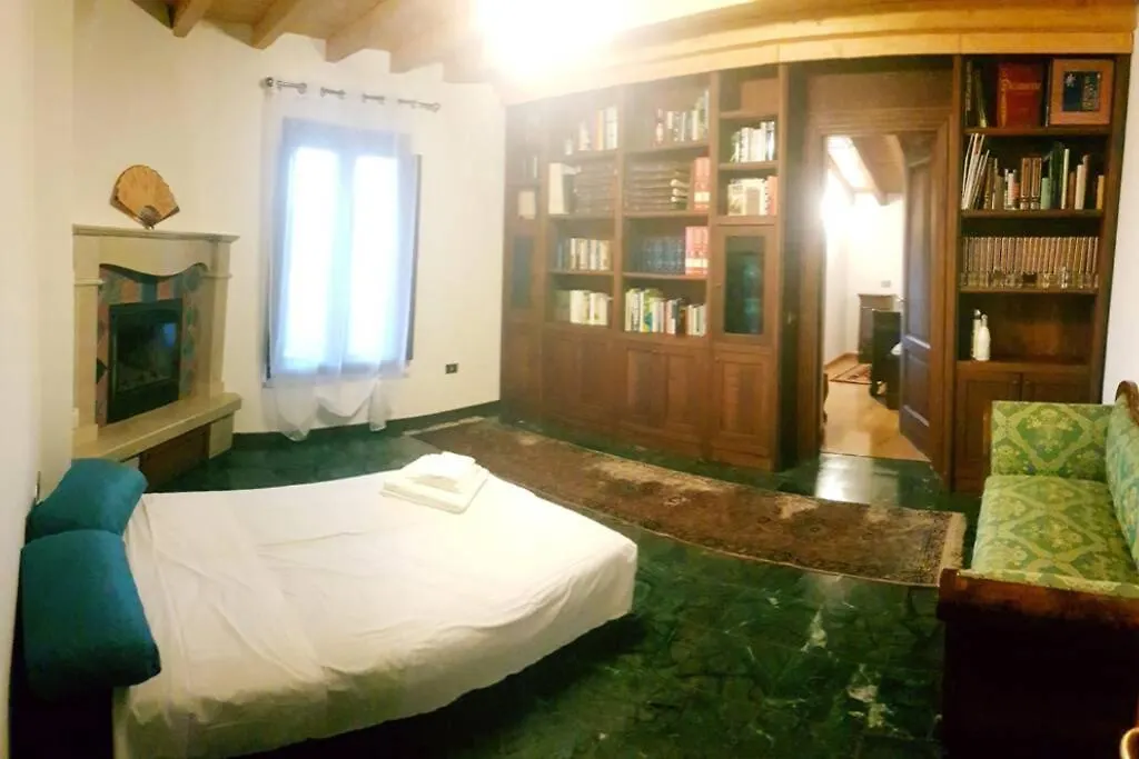 Villa Nel Verde Ai Ronchi, Gavardo. Italy